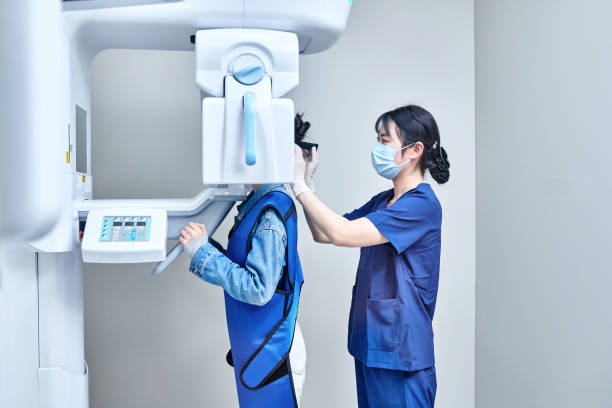 Best Emergency Tooth Extraction in Newton, IA